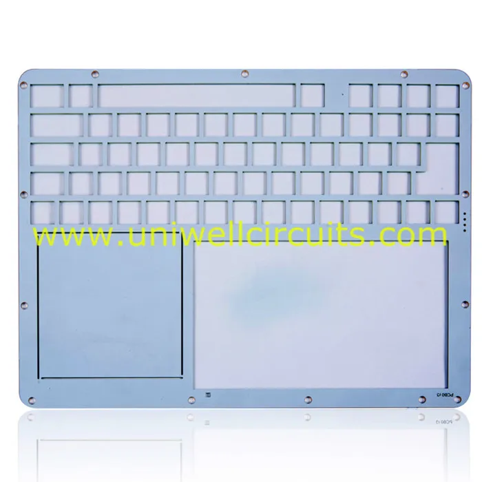 Witte printplaat met soldeermasker